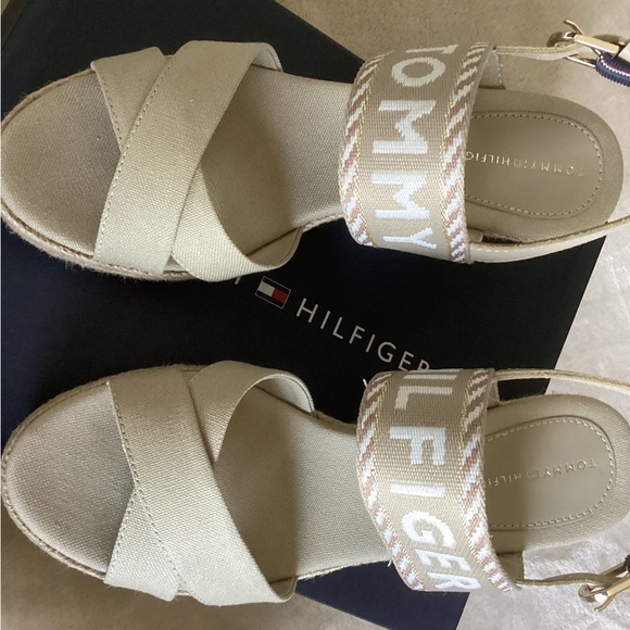 Women’s Wedge heel Espadrilles - Picture 7 of 8